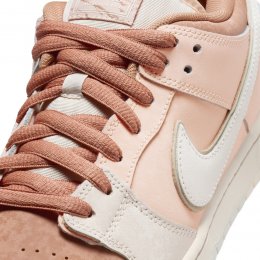 Incaltaminte Nike SB Dunk Low Pro Prm Amber Brown/Crimson Tint/Hemp/Guava Ice