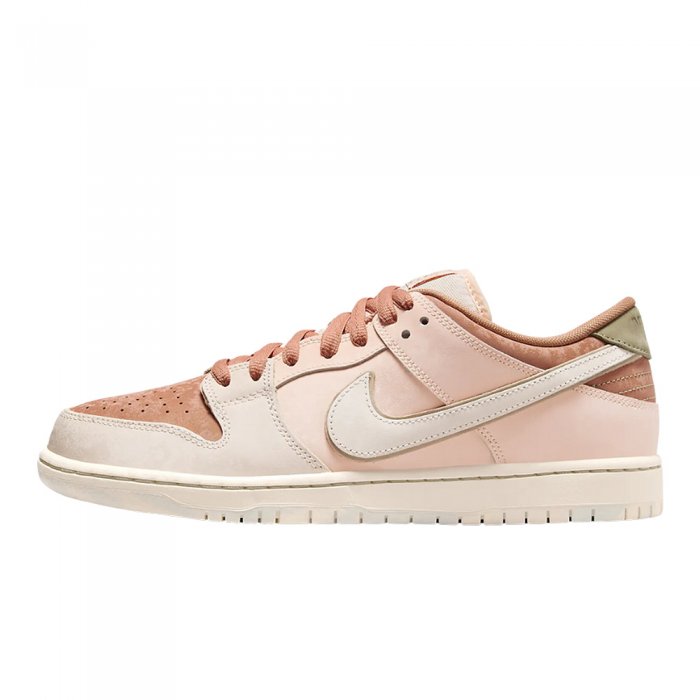 Incaltaminte Nike SB Dunk Low Pro Prm Amber Brown/Crimson Tint/Hemp/Guava Ice